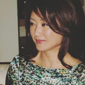 Meet your Posher, Jina